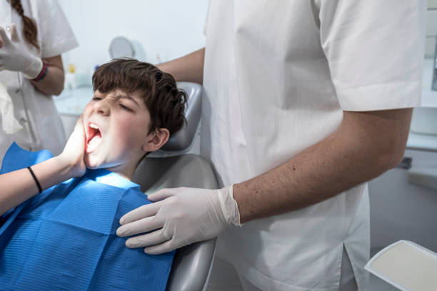Best Dentist for Tooth Abscess  in Senath, MO